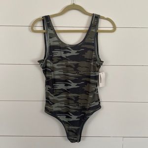 NEW WITH TAG CAMOUFLAGE BODY SUIT-SIZE M